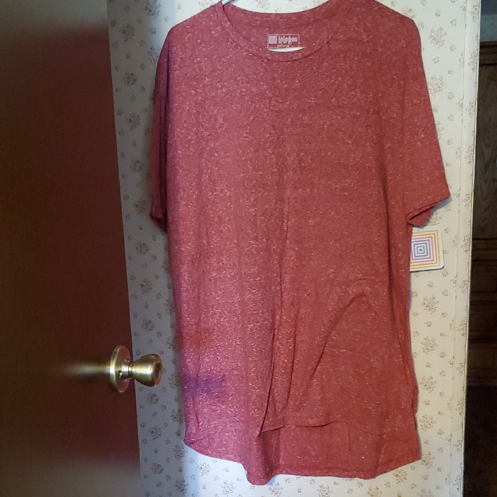 (CH) NWT LuLaRoe Patrick Heathered T-Shirt